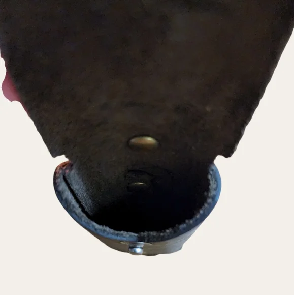 Handmade Black Leather Knife Sheath - Picture 5 of 5